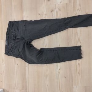 AG Stevie Capri Jeans